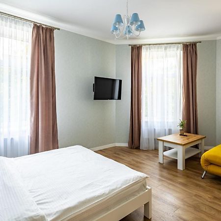 לבוב Leontovycha Apartment מראה חיצוני תמונה